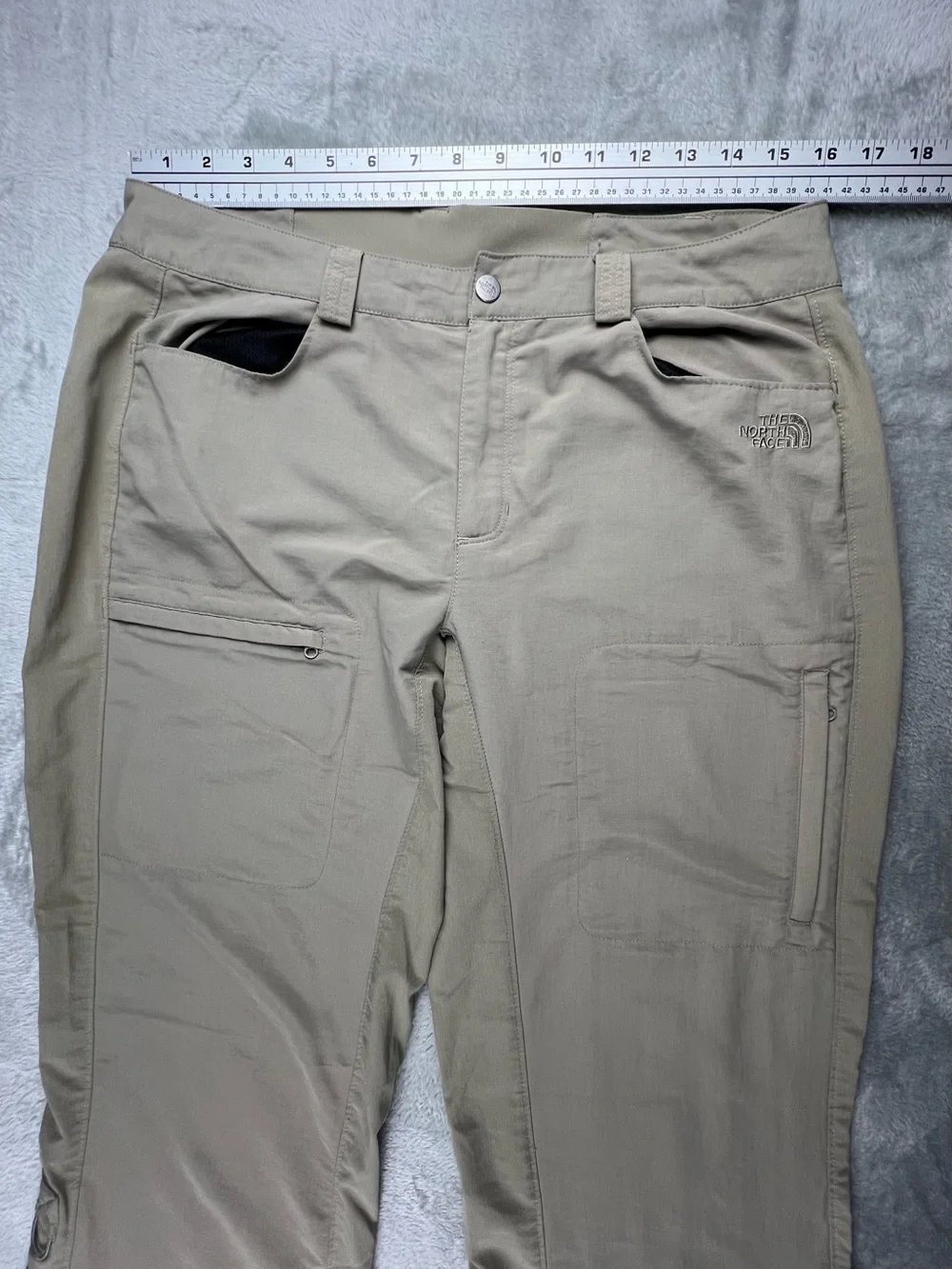 The North Face Womens Pants Size 8 Roll-Tab Relaxed Fit Tan Beige Nylon Hiking